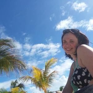 Meet your Posher, Becca